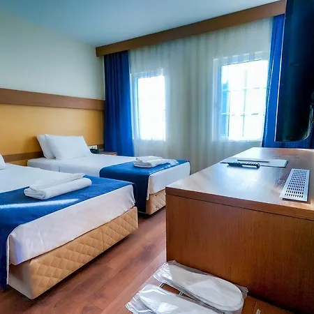 Afytos Resort 3*